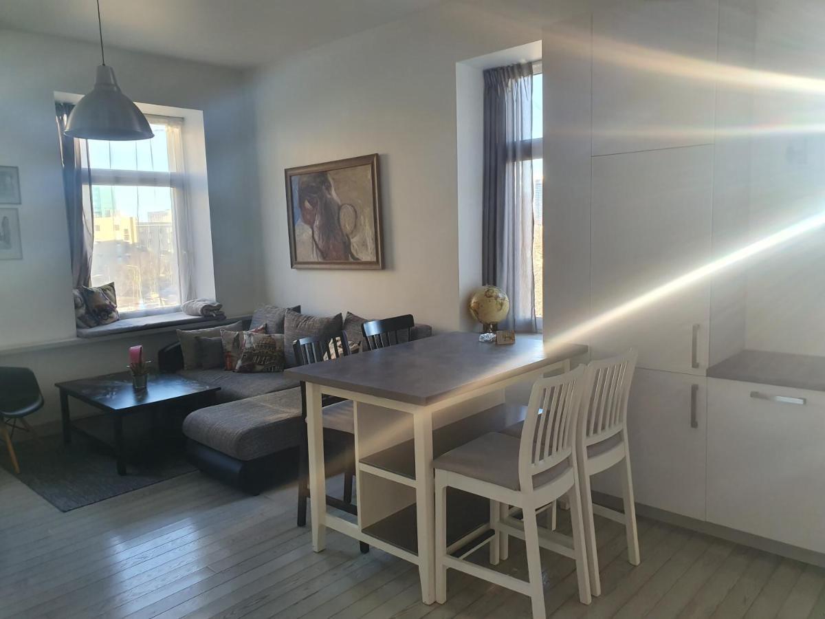 With Stained Glass Appartement